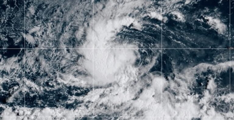 Kiko becomes a hurricane Hurricane Center watching 3 weather patterns