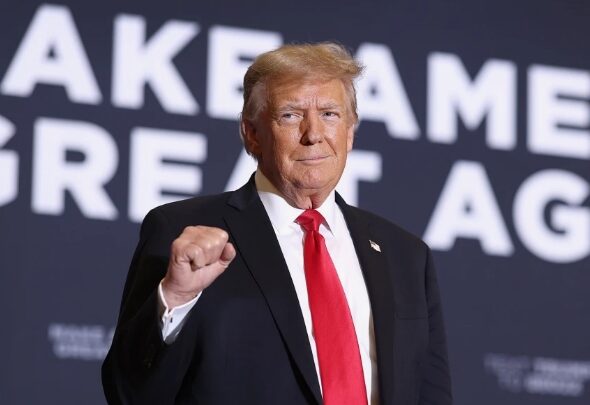 Trump’s $300 million war chest gives GOP a huge advantage in midterms.