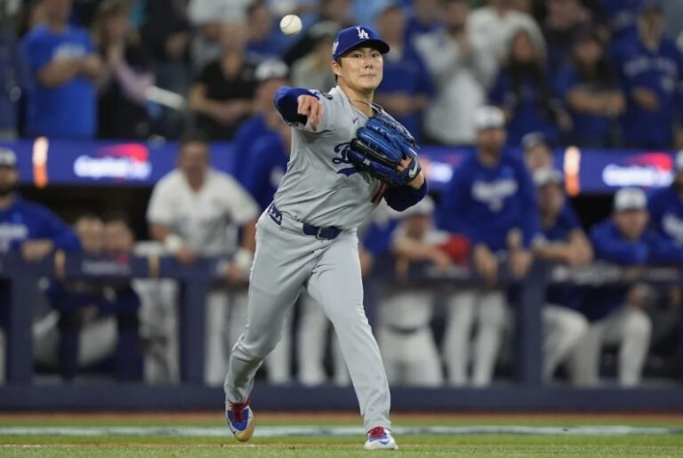 Yoshinobu Yamamoto balances workload for WBC repeat.