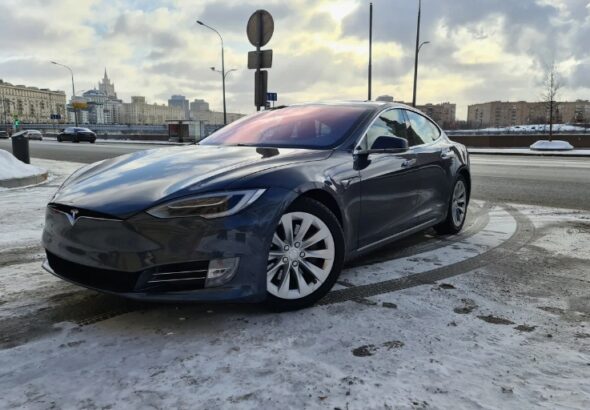 Tesla’s rare Signature Edition cars come with a resale trap