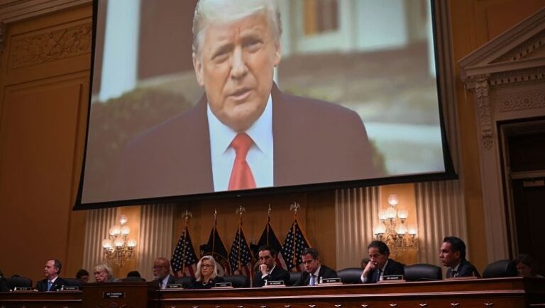 Trump wants to overturn convictions of more Capitol insurrectionists..