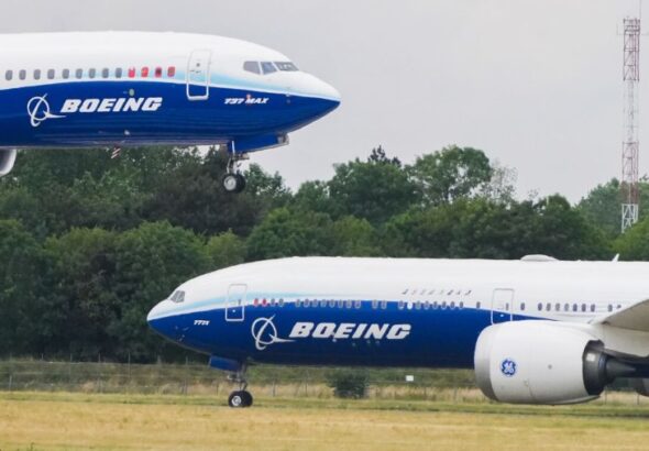 Boeing confirms Chinese purchase of 200 planes.