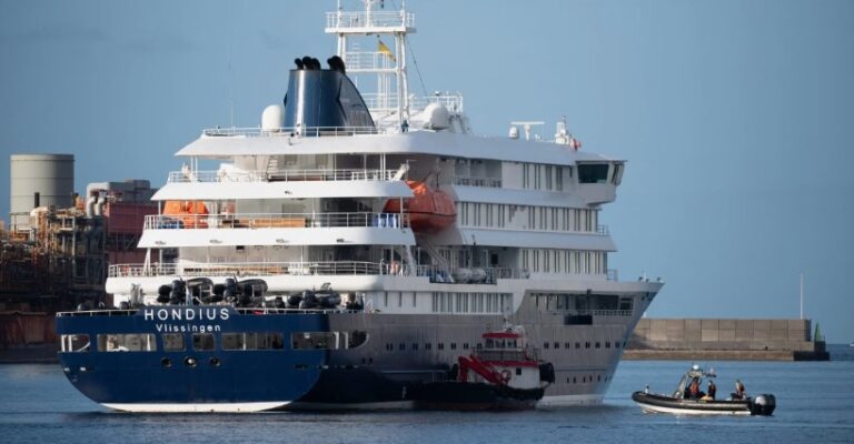 Hantavirus-affected ship reaches shores of Tenerife