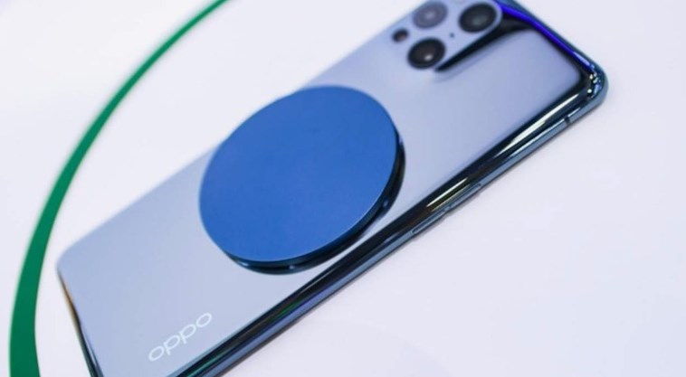 Oppo’s Bubble is the fun MagSafe accessory Apple still refuses to make.