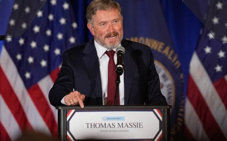 Thomas Massie bashes Republicans