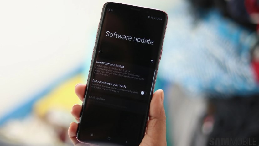 9 Samsung flagship phones receiving new software update in the US