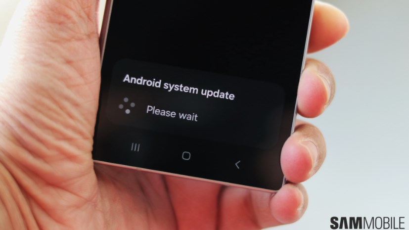 9 Samsung flagship phones receiving new software update in the US.