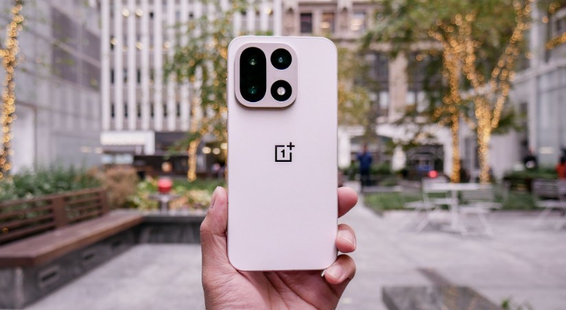 OnePlus 15 joins the tiny Android club that can AirDrop with iPhones.
