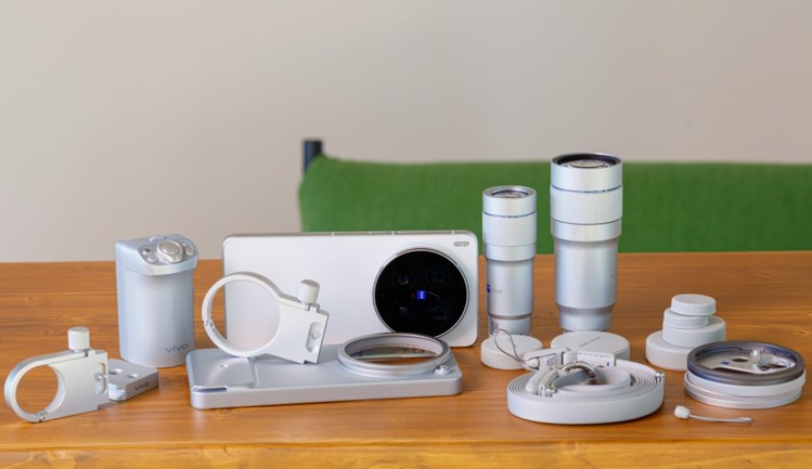 vivo X300 Ultra Photographer Kit sells out in pre-orders in PH.