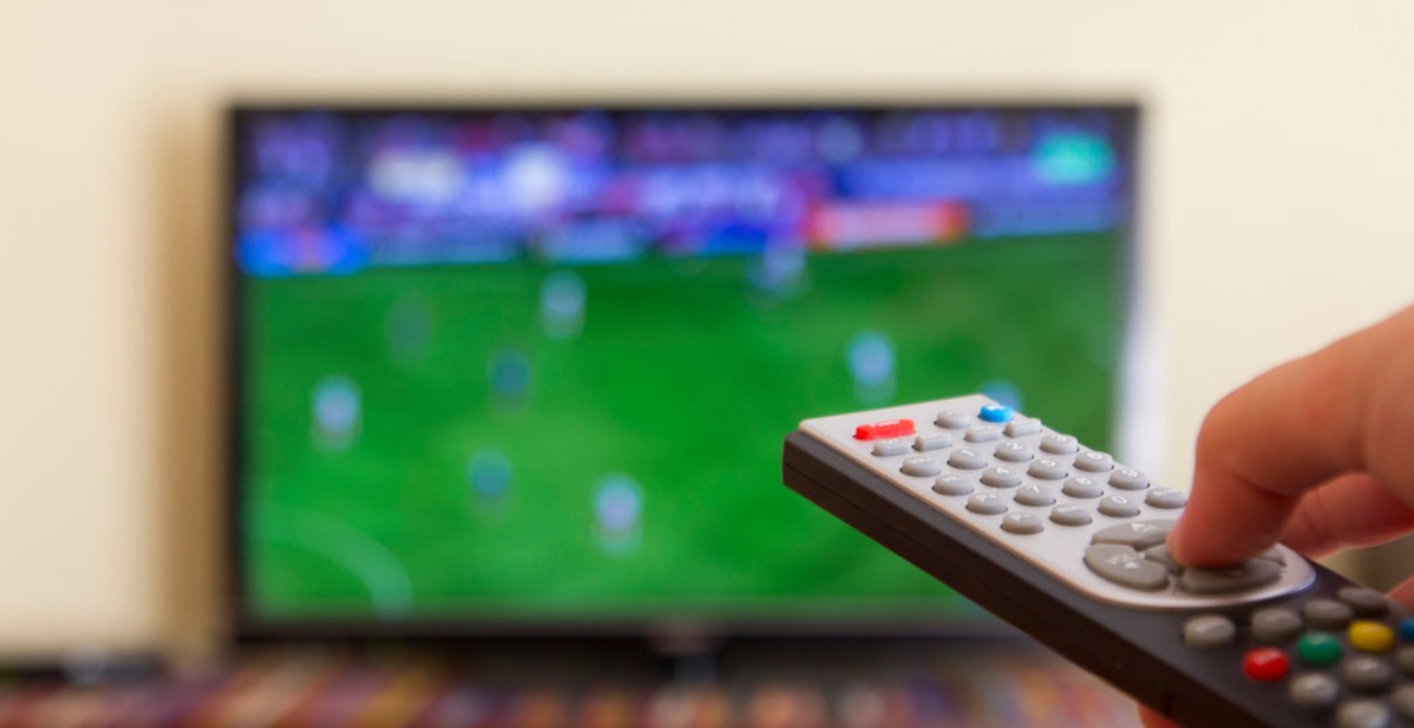 Even though I usually detest this TV setting, I always switch it on for watching the World Cup..
