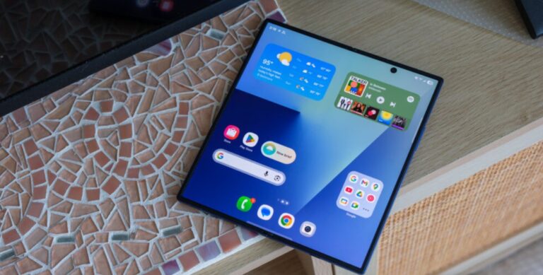 New Your Galaxy phone will be permanently locked if you enter the incorrect PIN thirteen times.