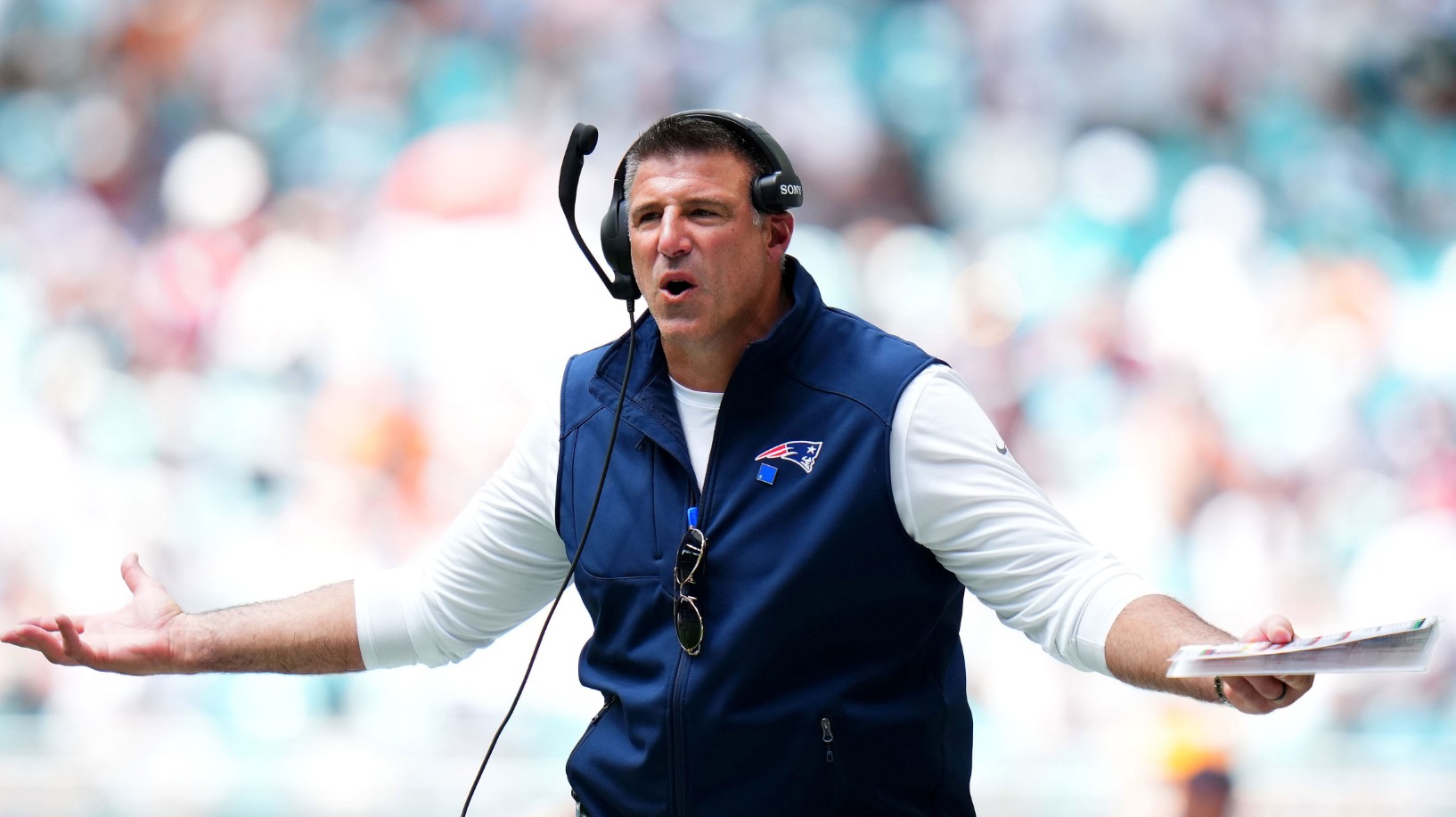 Patriots urged to add offensive weapon Mike Vrabel knows well