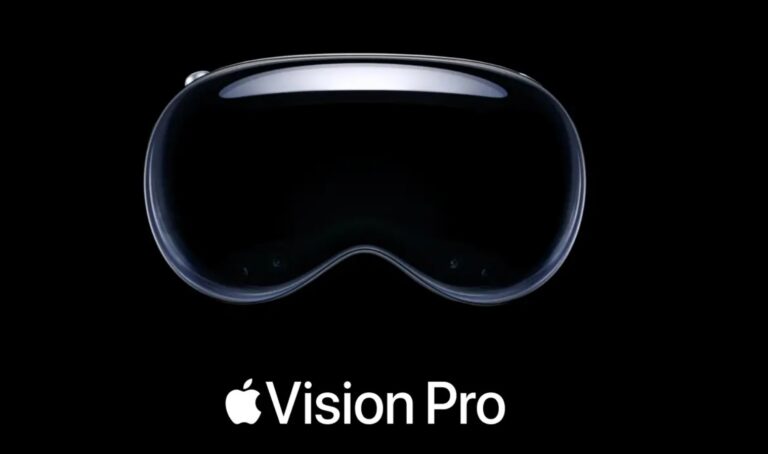 Apple's biggest health bet might be to make eyeglasses and headsets that only work with fitness apps.