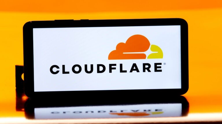New Kitesurf, a new browser from Cloudflare, is made to allow AI agents to navigate the web.