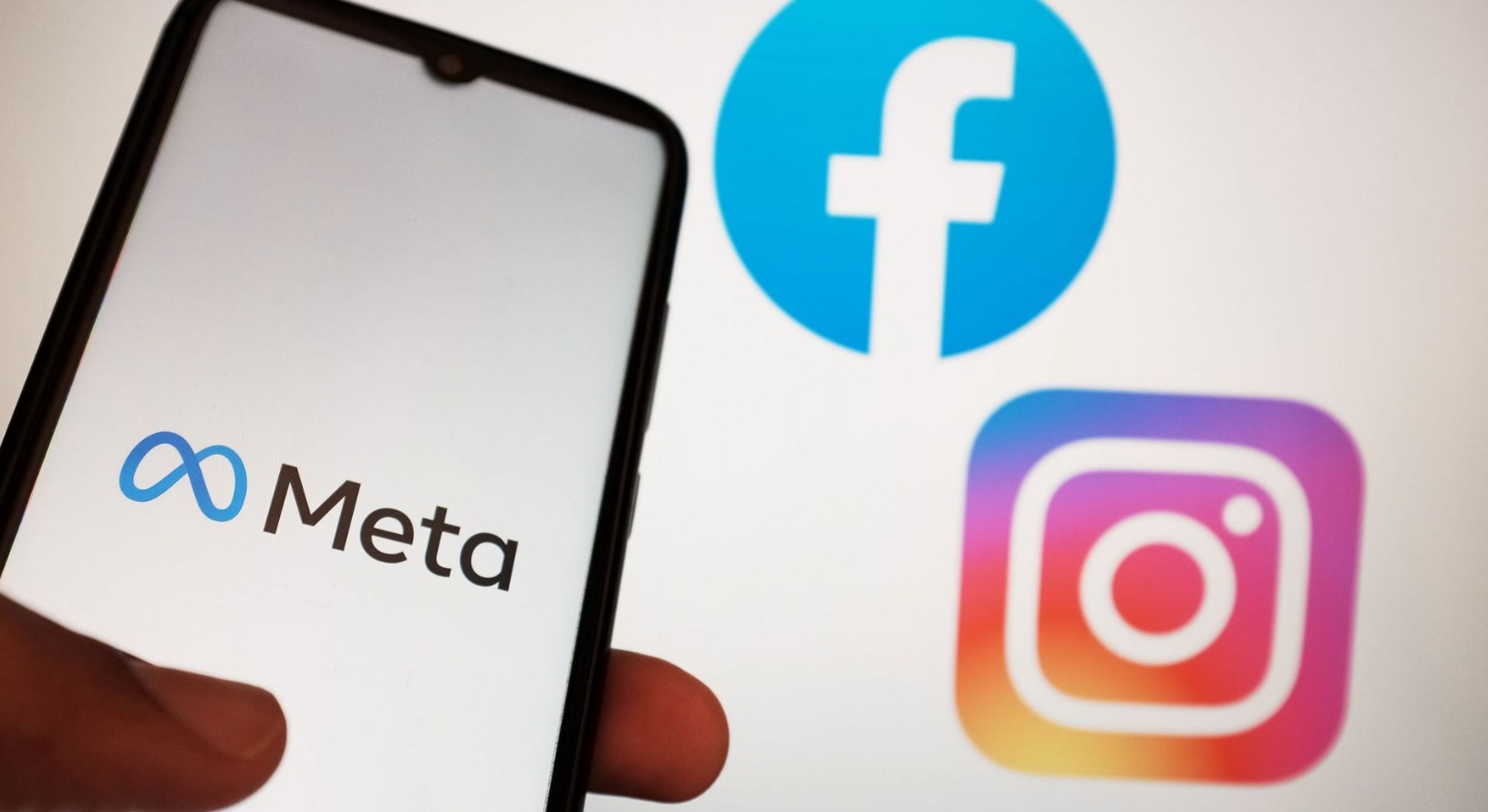 New Videos of weird AI glasses are still prevalent on Instagram despite Meta's pledge to stop them.