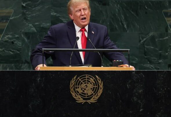 Trump threatens Iran