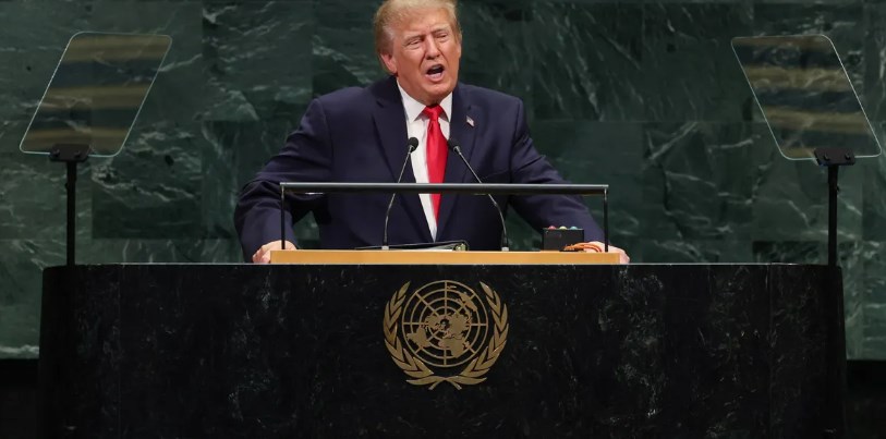 Trump threatens Iran