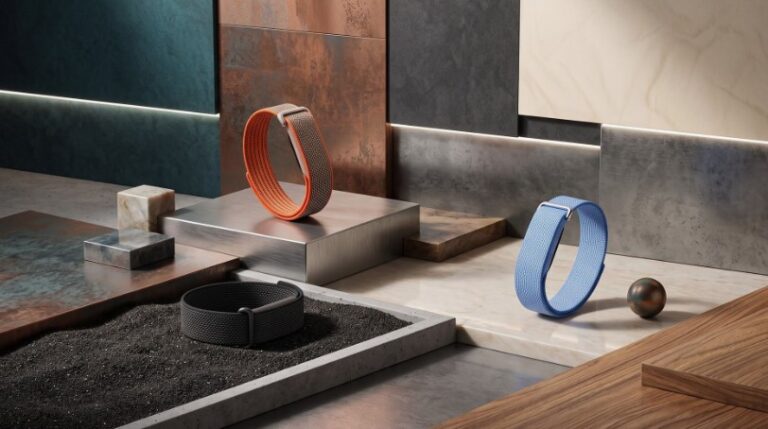 Google Fitbit Edge.