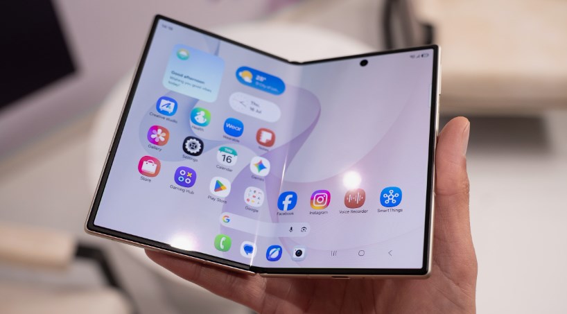 Samsung may offer you two wide Galaxy Z Fold 9 variants to choose..